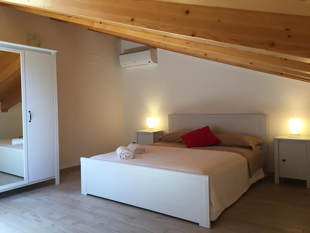 Terra Di Sicilia Appartement Avola Kamer foto